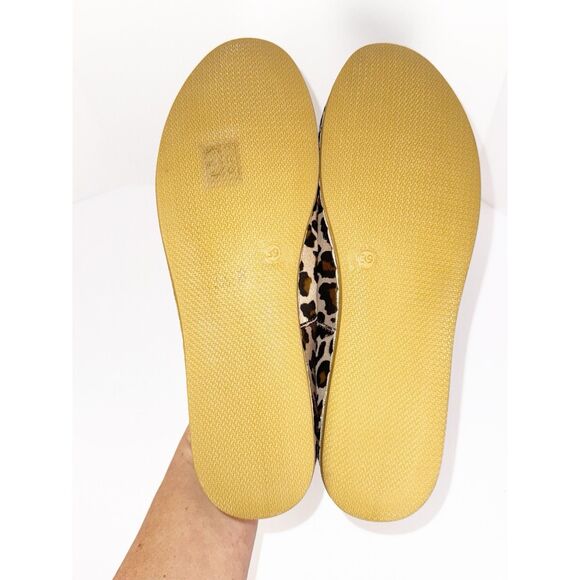 CHARIX Leopard Slip On Flat Loafers Comfort Cushion Leather Cowhide Hair 39/8.5 - Picture 10 of 16